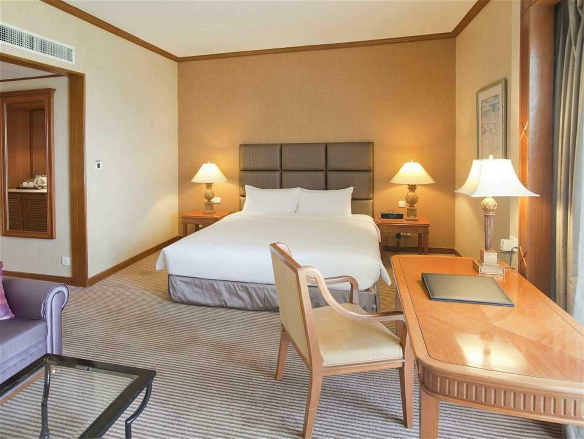 Dorsett Grand Labuan Hotel Екстериор снимка